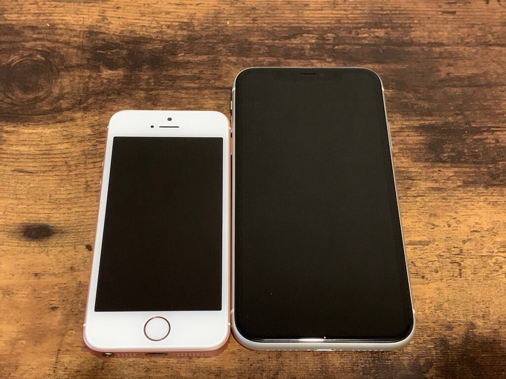 iPhone11 se　大きさの比較