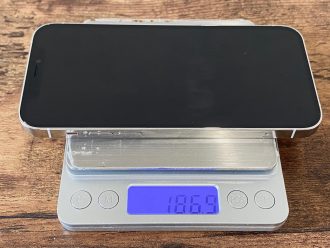 iPhone8　12pro 重さ　比較